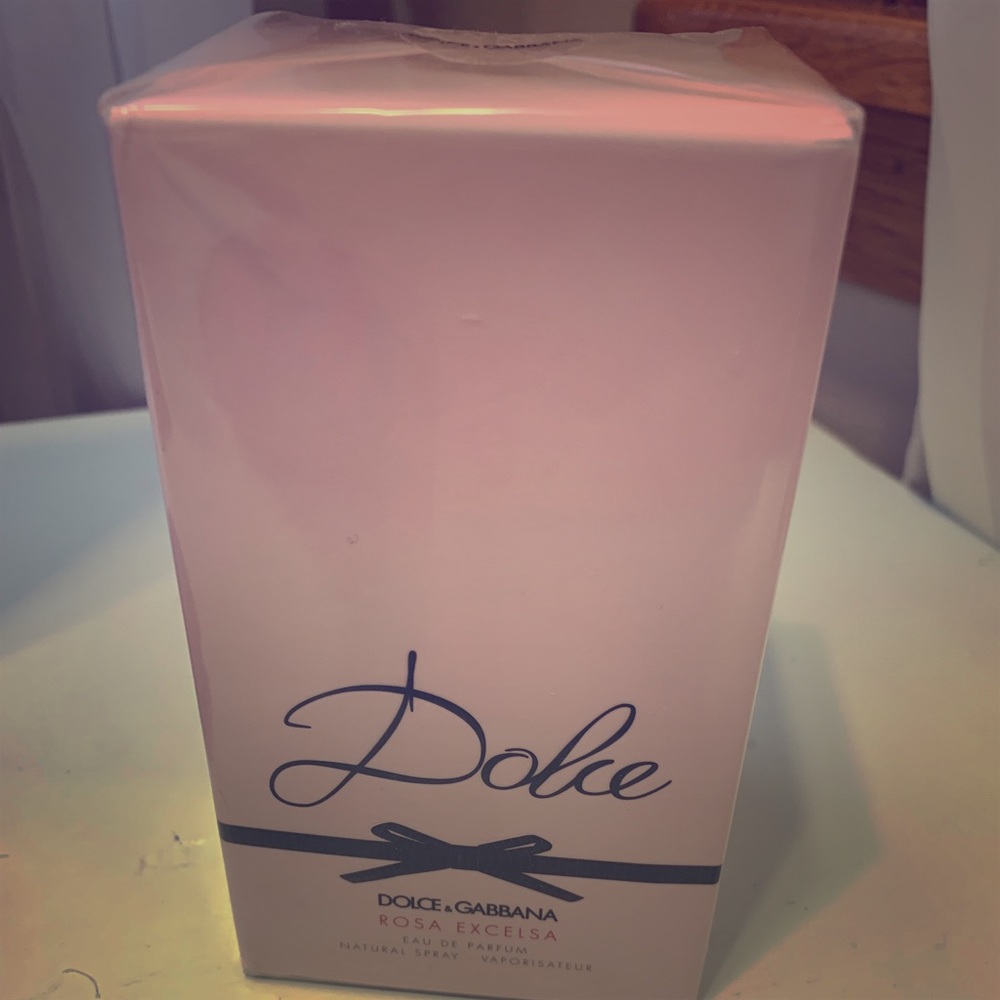 Dolce &Gabbana Rosa Excelsa EAU DE PARFUMERIE